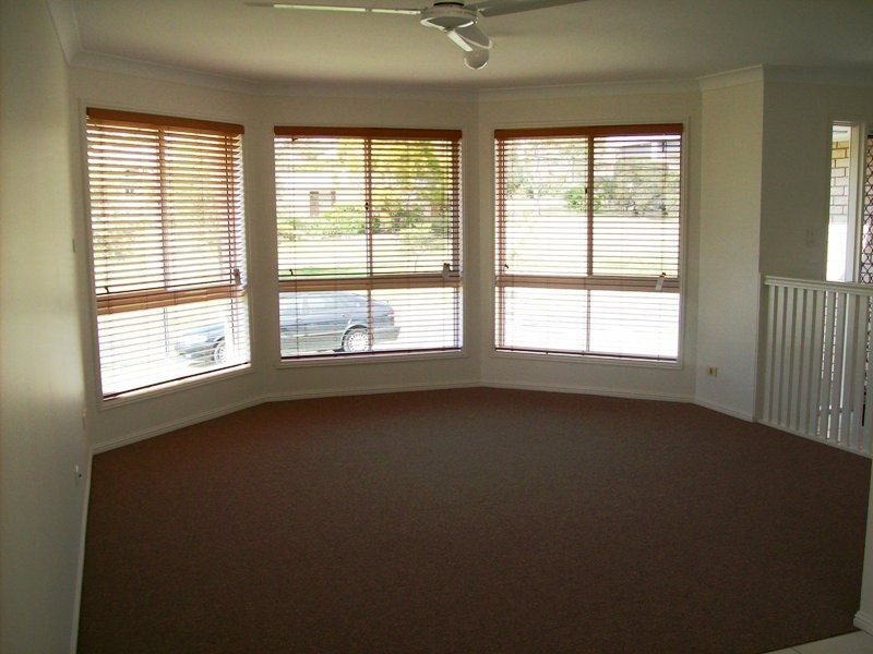 34 Tristiana Street, Yamanto QLD 4305