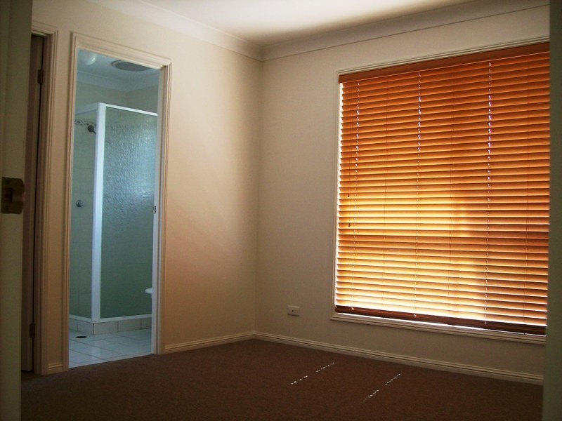 34 Tristiana Street, Yamanto QLD 4305