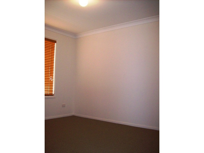 34 Tristiana Street, Yamanto QLD 4305