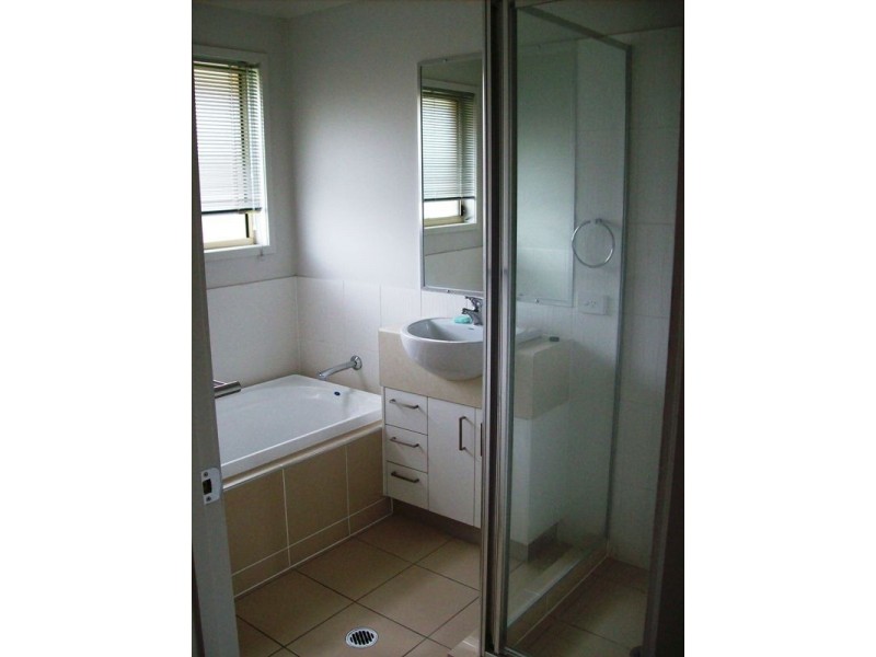 32 Westminster Crescent, Raceview QLD 4305