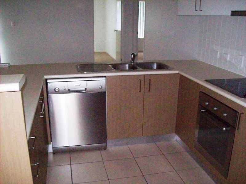 32 Westminster Crescent, Raceview QLD 4305