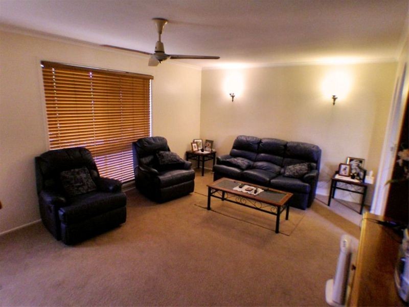 84 Reif Street, Flinders View QLD 4305