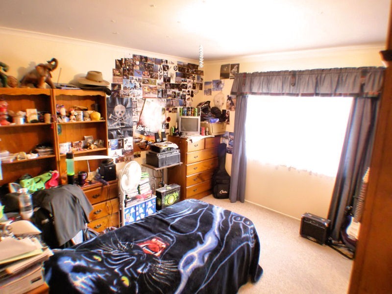 11 Prunda Parade, Raceview QLD 4305