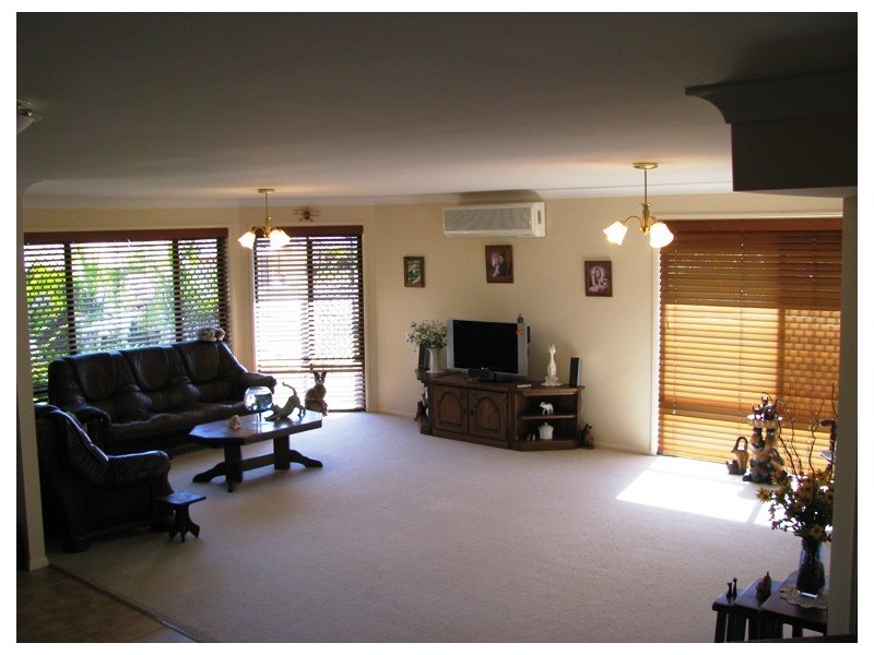 119 Kensington Drive, Flinders View QLD 4305