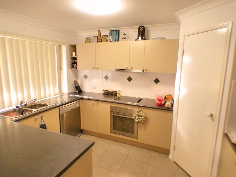 22 Angela Place, Yamanto QLD 4305