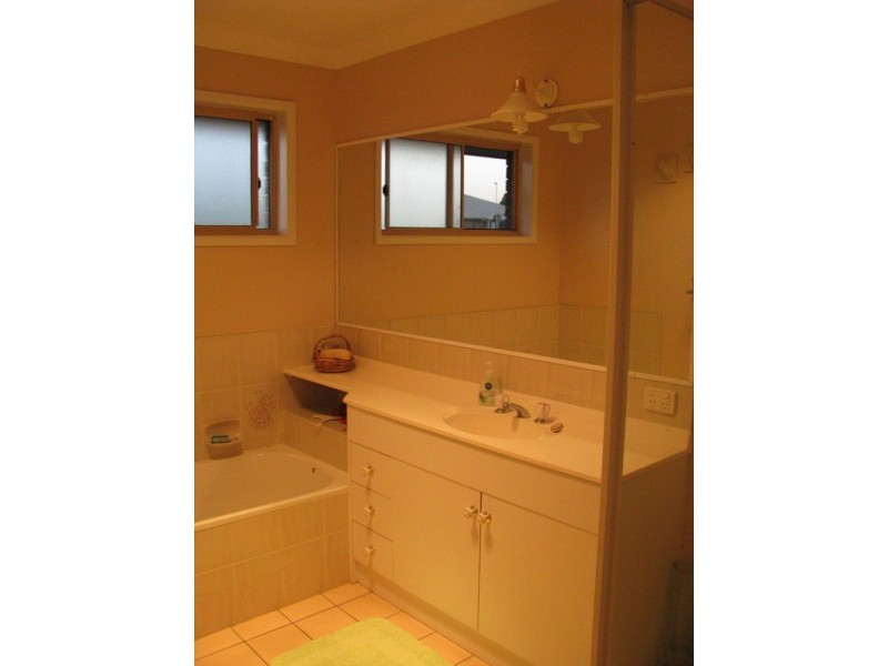 22 Pioneer Drive, Raceview QLD 4305