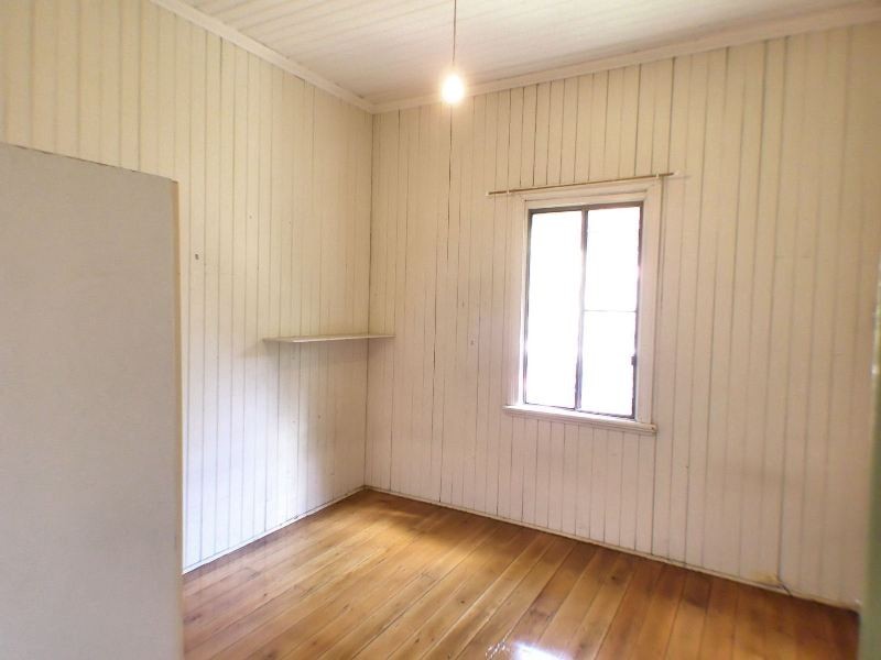 111 Brisbane Road, Riverview QLD 4303