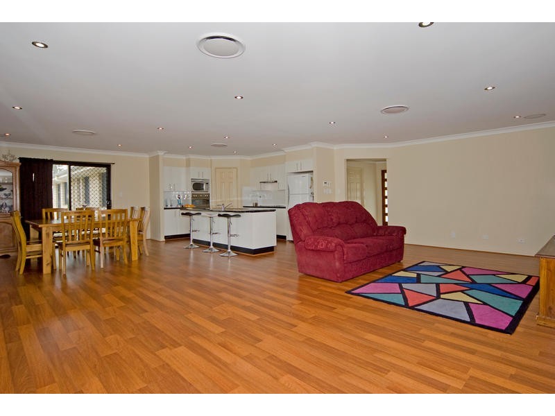 25 Goolman Place, Peak Crossing QLD 4306