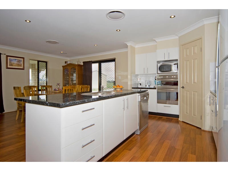 25 Goolman Place, Peak Crossing QLD 4306