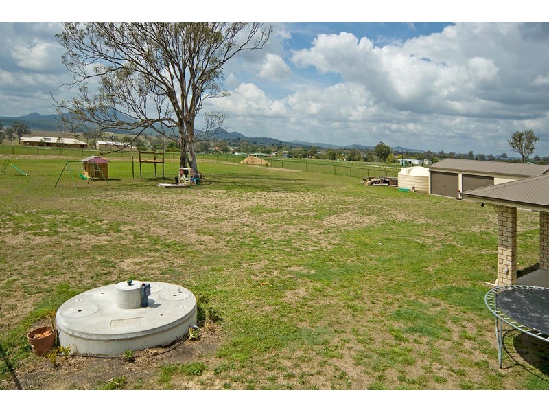 25 Goolman Place, Peak Crossing QLD 4306