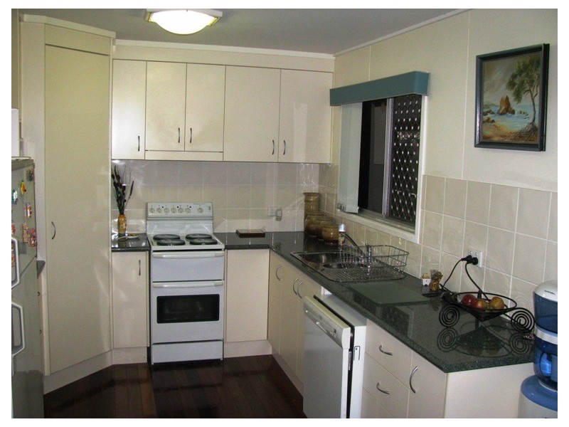 29 Rapur Street, Raceview QLD 4305