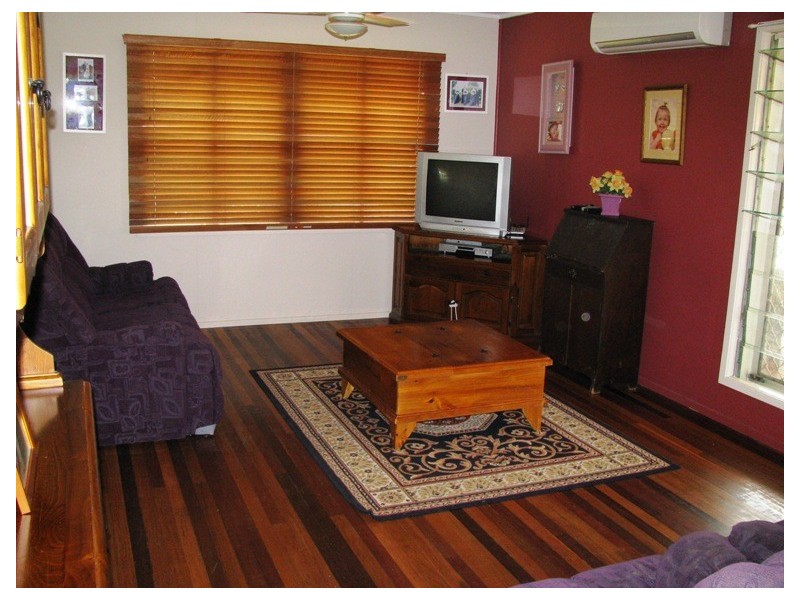 33 Kynance Street, Leichhardt QLD 4305