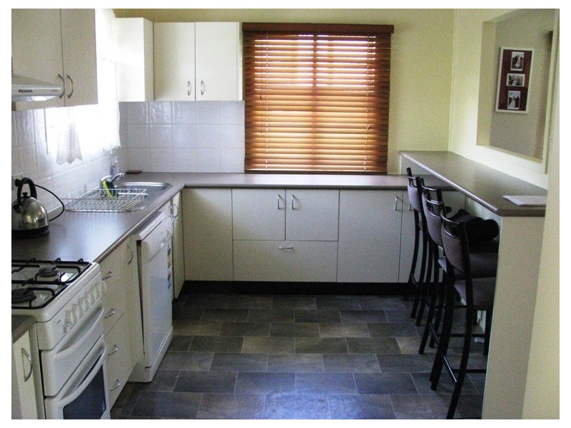 33 Kynance Street, Leichhardt QLD 4305