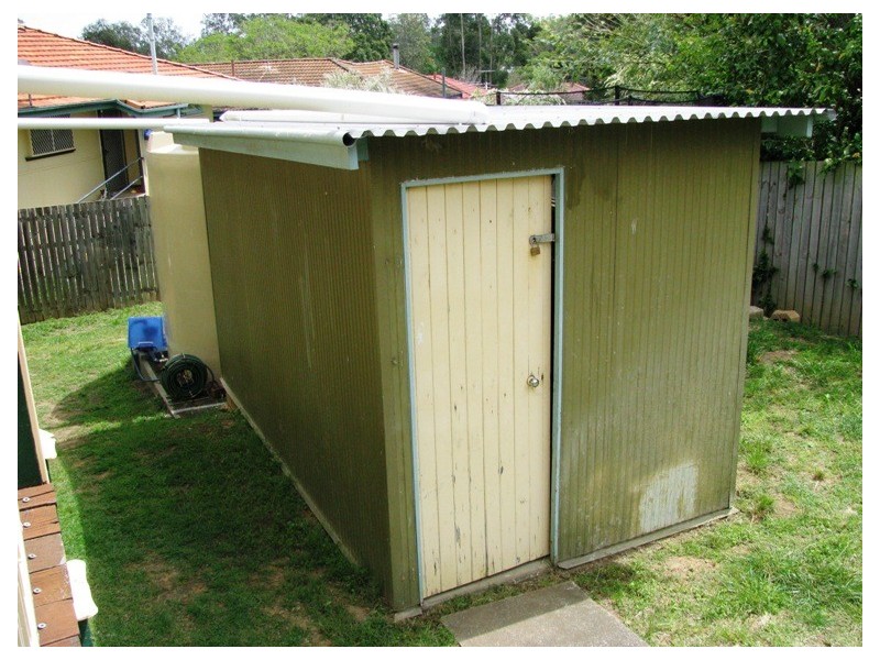 33 Kynance Street, Leichhardt QLD 4305