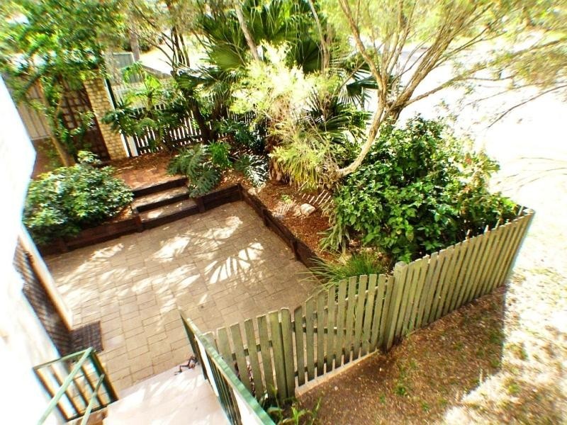 18 Prunda Parade, Raceview QLD 4305