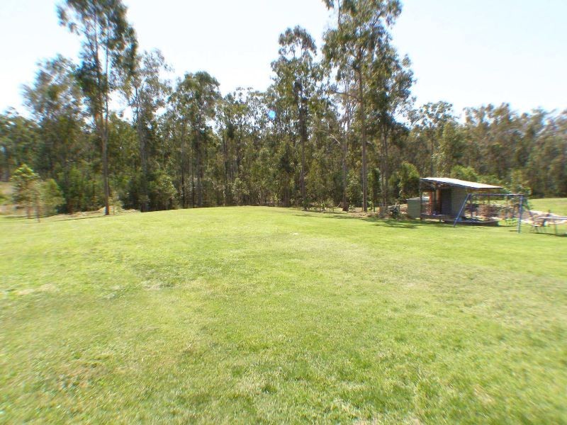 32 Leesmore Court, Deebing Heights QLD 4306
