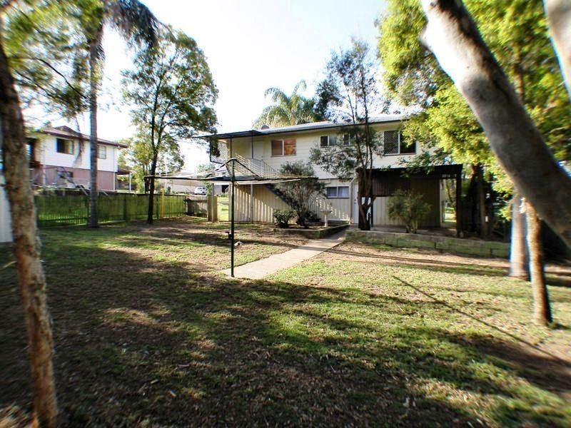 6 Skinner Crescent, Silkstone QLD 4304