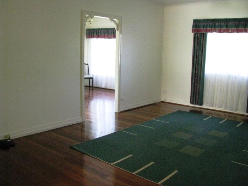 14 Orchard Street, Eastern Heights QLD 4305