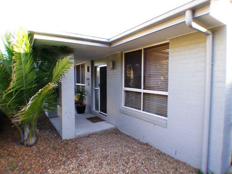 3 Knight Avenue, Silkstone QLD 4304