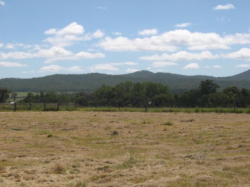 Lot 3 Peak Crossing Churchbank Weir Road, Peak Crossing QLD 4306