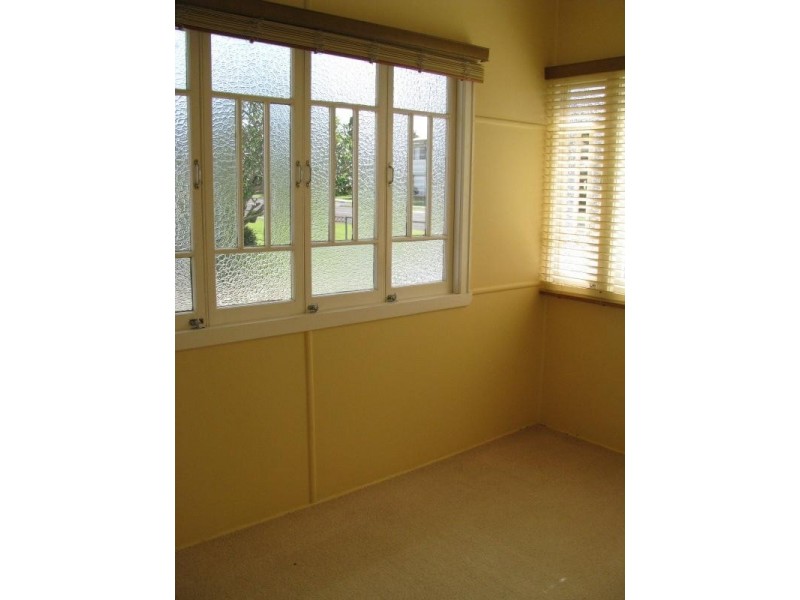 44 Bourke Street, Brassall QLD 4305