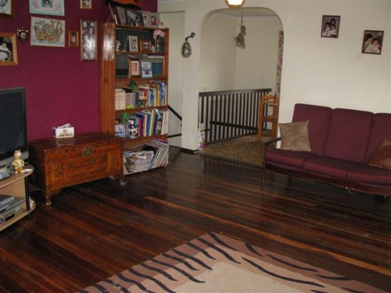 44 Hall Street, Yamanto QLD 4305