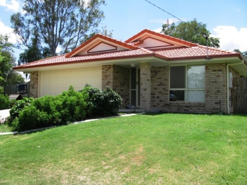 7 Darcy Street, One Mile QLD 4305