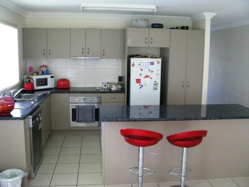 7 Darcy Street, One Mile QLD 4305