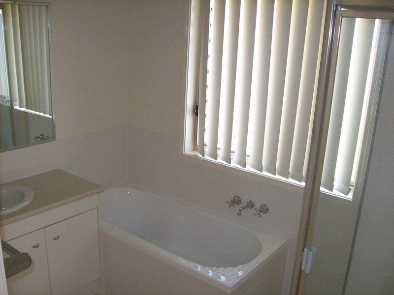 2 Josh Court, Flinders View QLD 4305