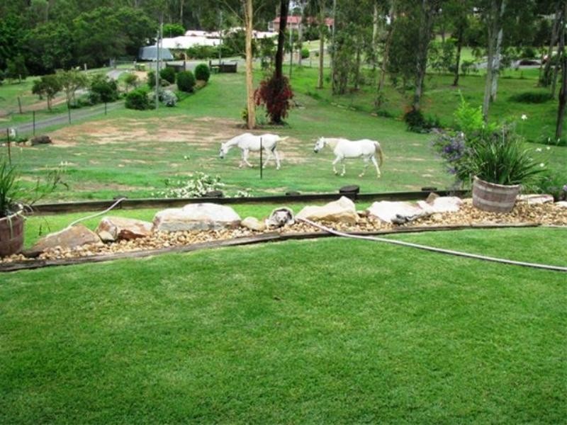 24 Bright View Court, Deebing Heights QLD 4306