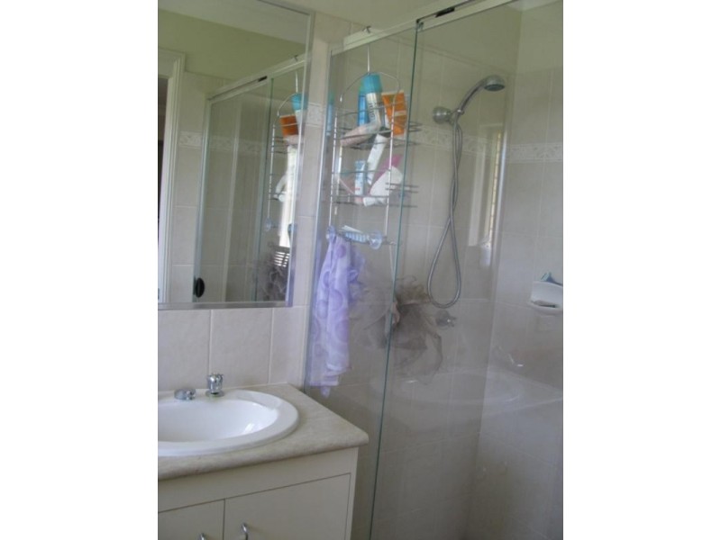 31 Kathleen Place, Yamanto QLD 4305