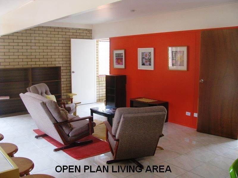 85 Whitehill Road, Eastern Heights QLD 4305