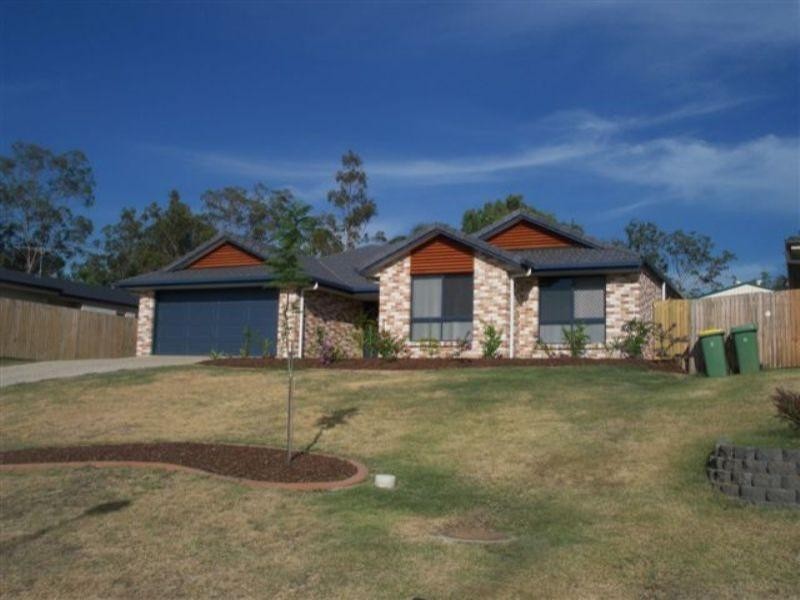 17 Benjamin Court, Yamanto QLD 4305