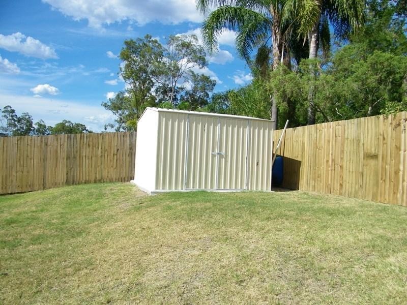 17 Benjamin Court, Yamanto QLD 4305