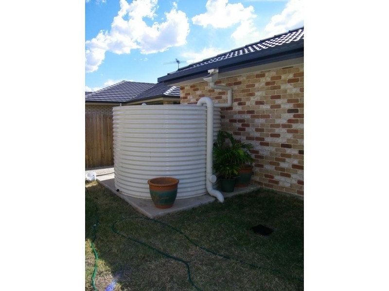 17 Benjamin Court, Yamanto QLD 4305