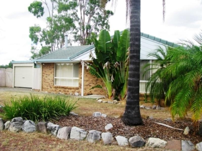 4 TARPAN Court, Yamanto QLD 4305