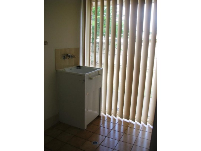 4 TARPAN Court, Yamanto QLD 4305