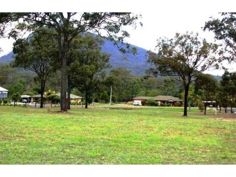 12 Adam Drive, Aratula QLD 4309