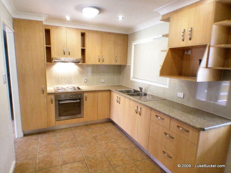 24 Melbury Street, Willowbank QLD 4306