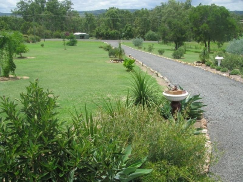 137 Lakes Drive, Laidley Heights QLD 4341