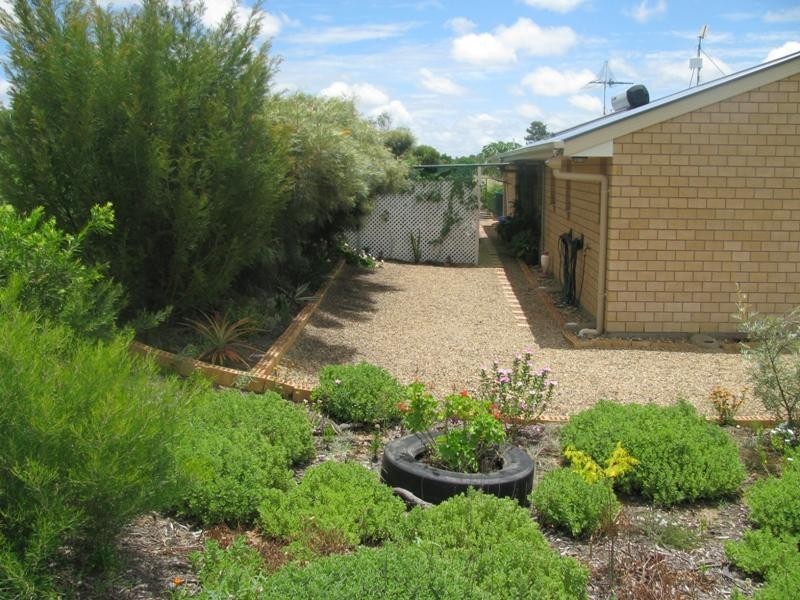 137 Lakes Drive, Laidley Heights QLD 4341