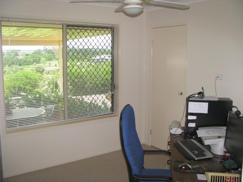 137 Lakes Drive, Laidley Heights QLD 4341