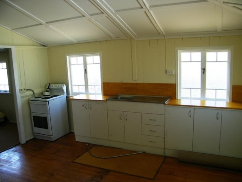 Level 1 9 Golf Avenue, Boonah QLD 4310