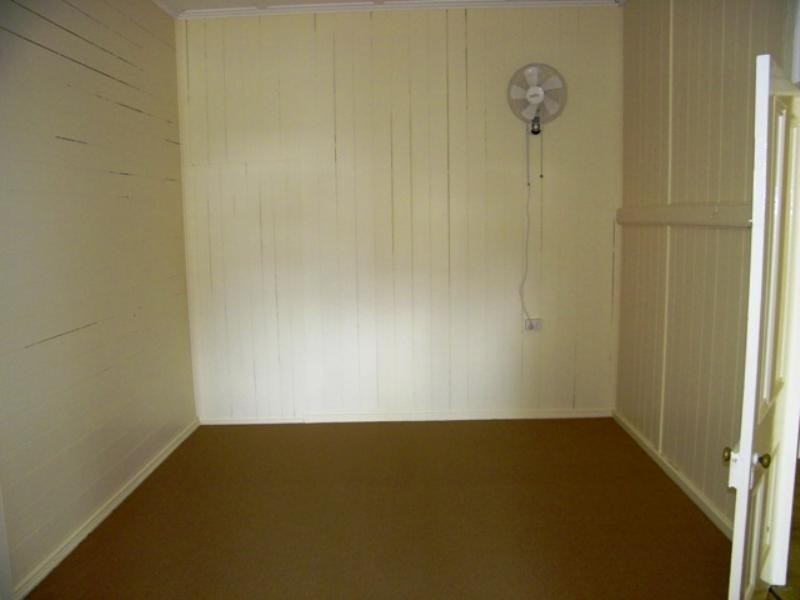 Level 1 9 Golf Avenue, Boonah QLD 4310