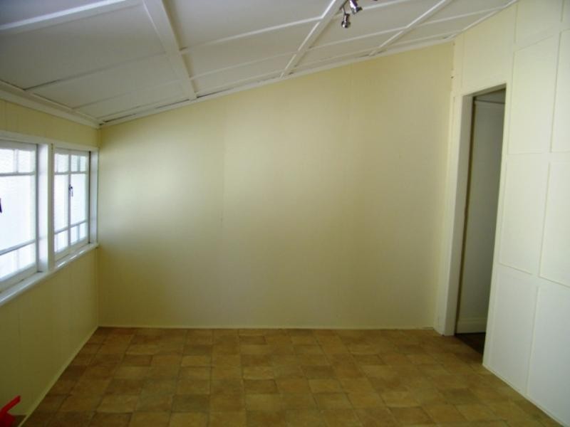 Level 1 9 Golf Avenue, Boonah QLD 4310