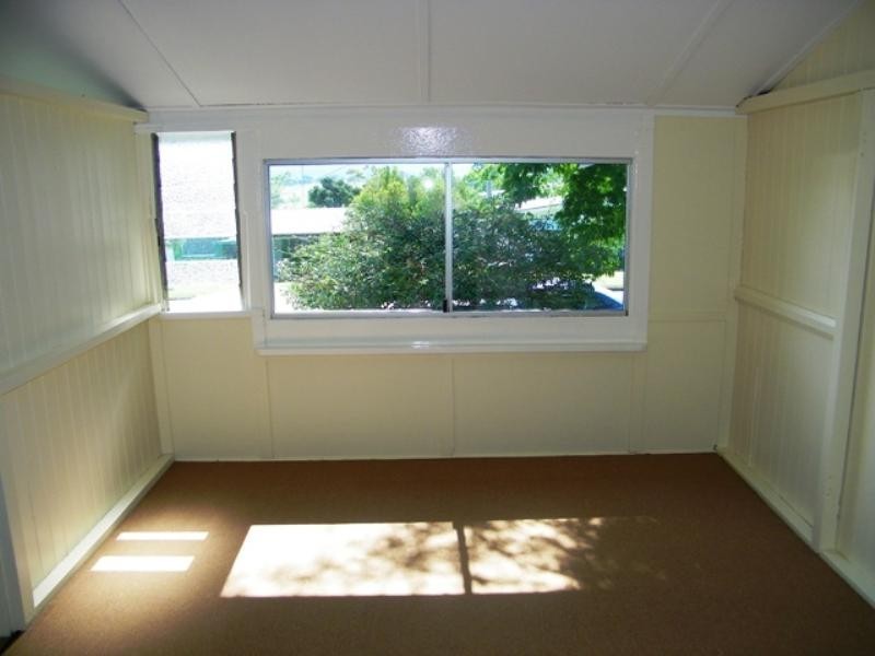 Level 1 9 Golf Avenue, Boonah QLD 4310