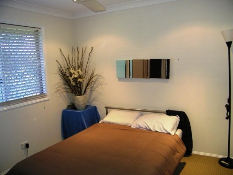 345 South Station Road, Raceview QLD 4305