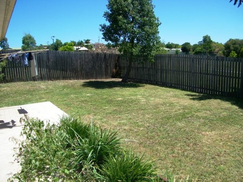 345 South Station Road, Raceview QLD 4305