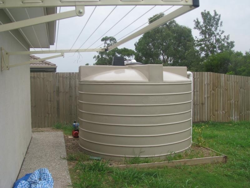 9 Bosswood Court, Yamanto QLD 4305