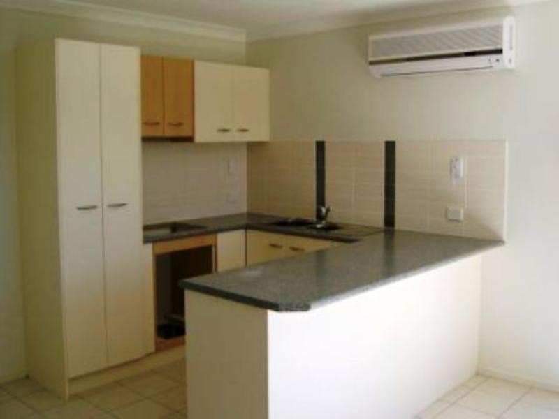 6 Sarah Place, Raceview QLD 4305